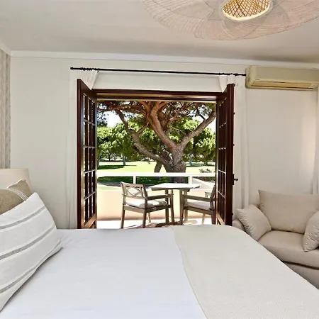 Lynx- Cleverdetails, Sleeps 8, Quiet Area, Walking Distance From The Marina, Restaurants And Supermarkets ヴィラモウラ