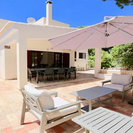 Lynx- Cleverdetails, Sleeps 8, Quiet Area, Walking Distance From The Marina, Restaurants And Supermarkets Ferienhaus